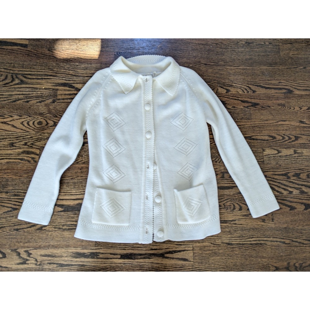 Women's Grandmacore Vintage 70s Cardigan Sweater Size M Ades of California Joy